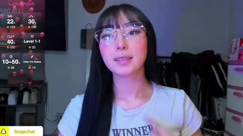 lily online show from December 16, 1:17 pm