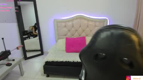Dulce  Stefa  online show from May 21, 1:58 am