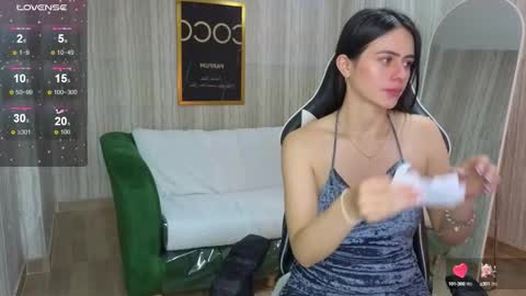 Bella online show from October 11, 7:38 pm