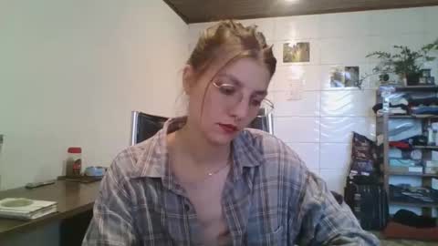 babydemon6 online show from April 29, 6:24 pm