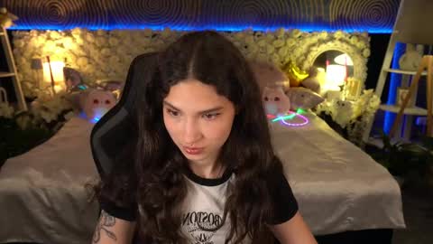 Sasha online show from May 24, 7:02 pm