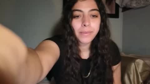 Snapshot of babygotbackends chatting on October 17, 1:42 am BabyGotBackends online show from October 17, 1:42 am