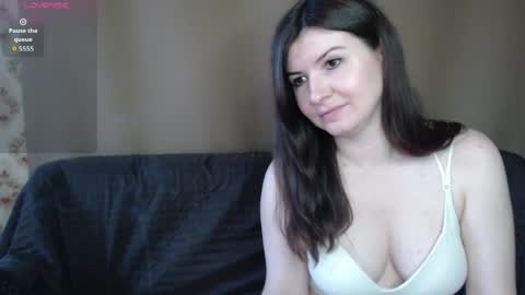 babykaten online show from March 31, 2:22 am