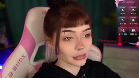 Nika online show from November 7, 10:25 pm