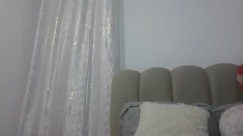 babytylerr online show from May 14, 1:44 am