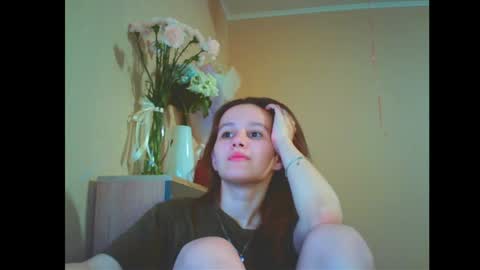 Alice  online show from January 15, 7:05 am