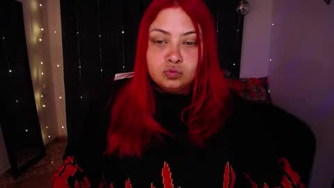 Snapshot of bad_scarlett1 chatting on February 17, 11:43 pm Scarlett online show from February 17, 11:43 pm