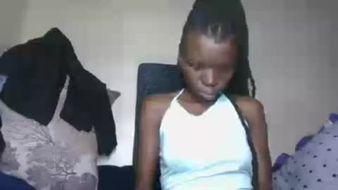baddie_floxxy online show from May 17, 2:44 am