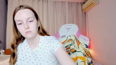 Alice online show from October 25, 7:21 pm