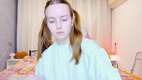 Alice online show from November 13, 6:51 pm