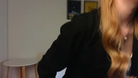 Kate online show from May 21, 4:16 pm
