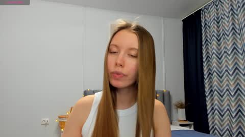 Kira online show from December 26, 9:15 pm