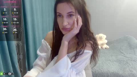 Snapshot of bany_brandy chatting on January 9, 4:17 pm Emma online show from January 9, 4:17 pm