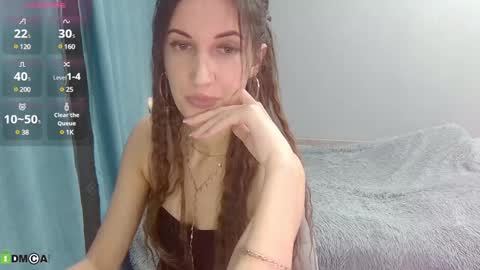 Snapshot of bany_brandy chatting on February 13, 5:01 pm Emma online show from February 13, 5:01 pm