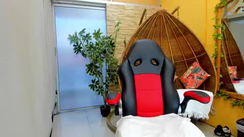 Snapshot of barbaraknox_ chatting on March 9, 11:47 am Barbara online show from March 9, 11:47 am
