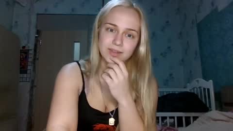 barbie___girl online show from April 4, 3:55 pm