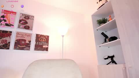  independet model online show from May 24, 5:17 am