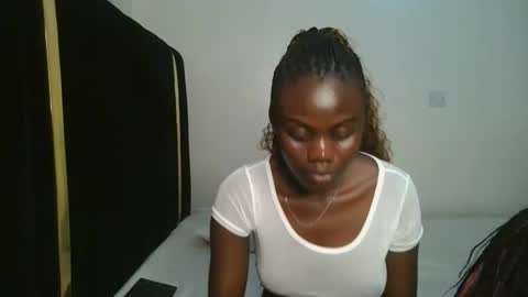 queen online show from October 17, 8:23 pm