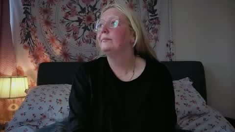 barbiegirl966 online show from May 19, 8:43 am