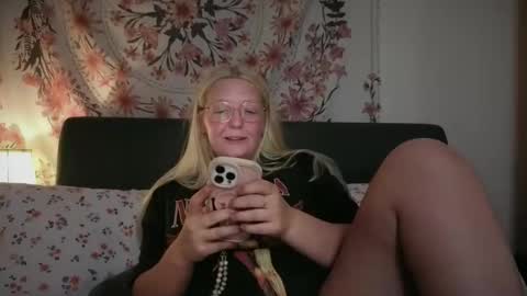 barbiegirl966 online show from May 28, 9:02 pm