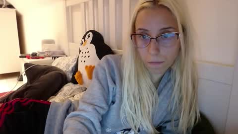 Lena online show from September 29, 5:18 pm