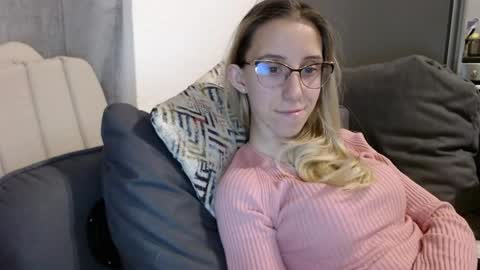 Lena online show from May 22, 3:43 pm