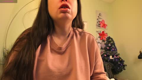 battymoll online show from December 10, 3:44 pm