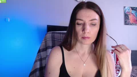 bb__bonami_ online show from April 4, 11:53 am