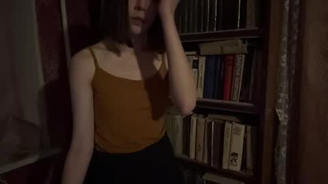 Alya online show from April 16, 10:45 pm