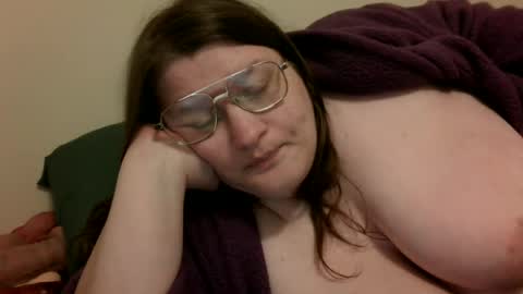 bbwlittlebear online show from July 1, 1:49 am