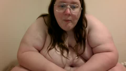 bbwlittlebear online show from June 27, 1:29 am