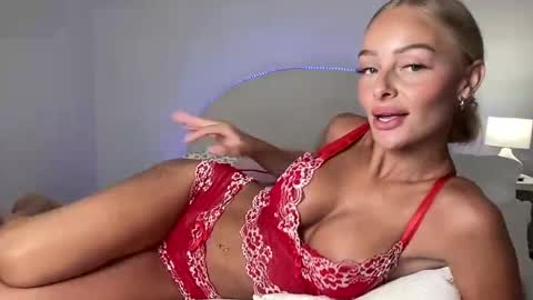Bree online show from May 10, 10:12 pm