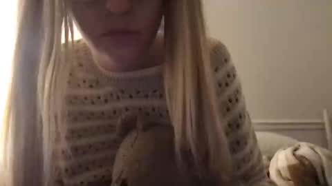 bbybunny0_0 online show from April 28, 2:27 am