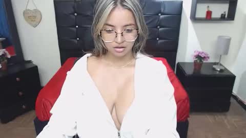 BbyMiah online show from September 30, 1:55 am