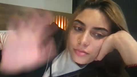 bbypiamia online show from March 29, 6:40 pm