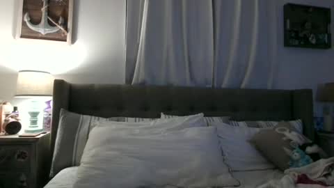 Emma online show from March 11, 5:55 am