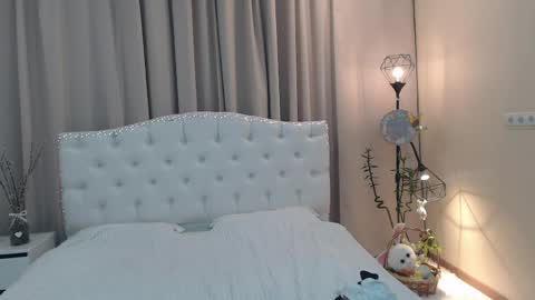 beataangel online show from April 3, 6:33 am