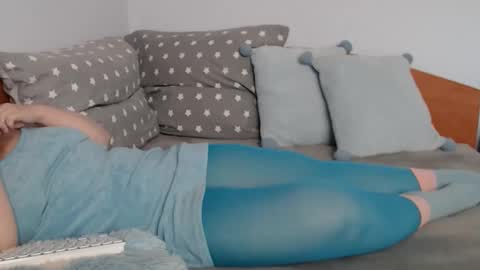 beatrice26 online show from March 9, 3:26 pm