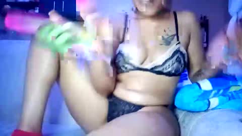 Gia online show from April 6, 6:42 pm