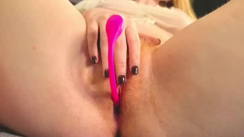 Gina online show from October 21, 8:29 am