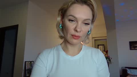 Beautifulkollette online show from January 18, 11:32 am