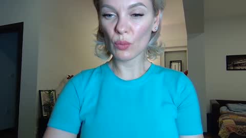 Beautifulkollette online show from January 17, 9:28 pm
