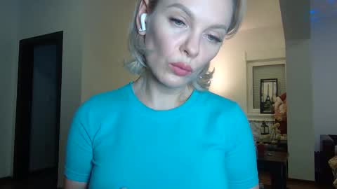 Beautifulkollette online show from January 16, 9:19 pm