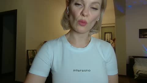 Beautifulkollette online show from January 15, 10:02 pm