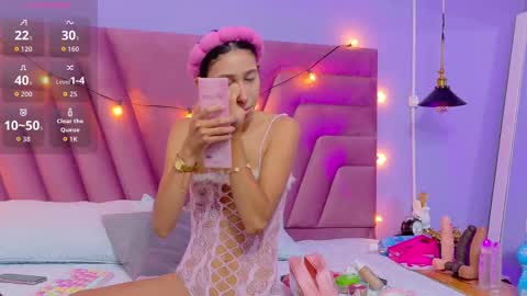 Shalom  online show from October 8, 8:35 pm