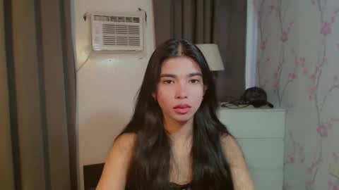 TRIXIE online show from April 4, 2:32 am