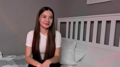 beauty_crown_baby online show from September 21, 1:32 pm
