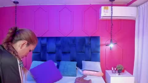 Chantall online show from July 5, 12:22 pm