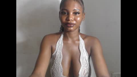 beautyslut1 online show from May 25, 9:14 pm