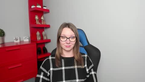 Zoe online show from October 17, 7:55 am